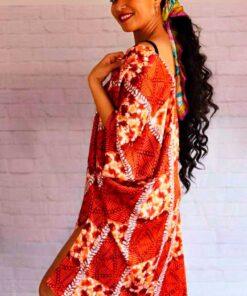 Los kimonos africanos son una fusión de la elegancia del kimono japonés y la vibrante cultura africana