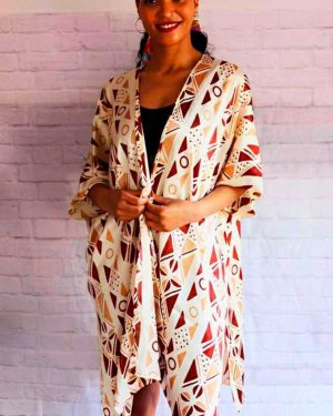 El kimono en tela africana es una verdadera obra de arte, con telas y diseños cuidadosamente seleccionados