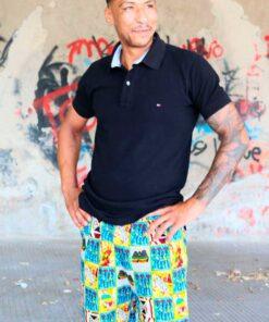 Descubre la belleza de los pantalones de tela africana en nuestra colección exclusiva.