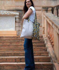 tote bag en Barcelone, tote bag en toile africaine 100% coton