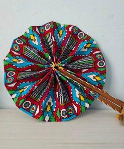 Abanico arcoíris africano artesanal multicolor en tela wax